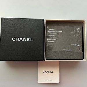 Brand new CHANEL medium jewelry container/ box
